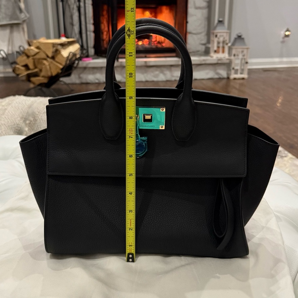 Ferragamo - Picture 10 of 12